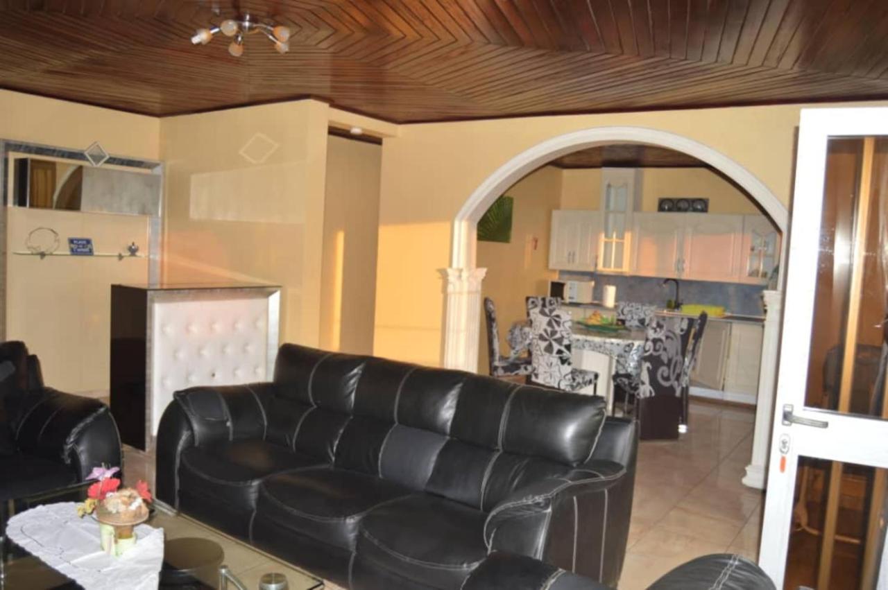 Residence Hoteliere Borel Denver Douala Exterior foto